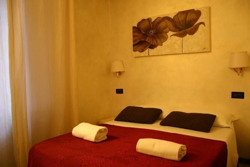 Hotel Domus Tiberina Rome Exterior photo